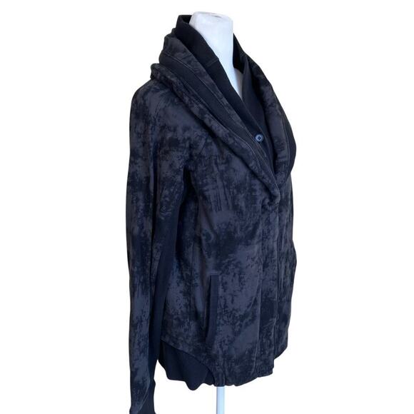 Lululemon Sz 12 To Class Jacket in Sea Bed Black Deep Coal Black Light Flaw - Picture 6 of 16